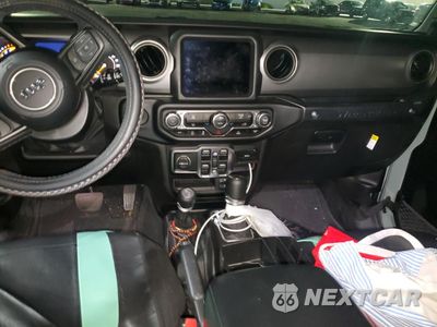 Zdjęcie 8 z 12 samochodu: 2023 JEEP WRANGLER SPORT VIN:1C4HJXDN7PW509945 - miniatura