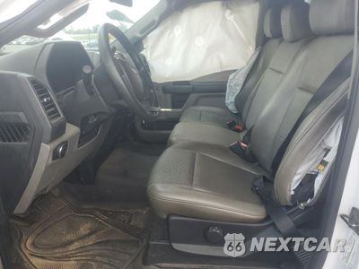 Zdjęcie 7 z 13 samochodu: 2020 FORD F550 SUPER DUTY VIN:1FDUF5GT2LDA02015 - miniatura