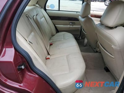 Zdjęcie 10 z 13 samochodu: 2007 MERCURY GRAND MARQUIS LS VIN:2MEFM75WX7X604668 - miniatura