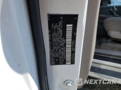 Zdjęcie 12 z 12 samochodu: 2005 TOYOTA TUNDRA DOUBLE CAB SR5 VIN:5TBDT44145S492001 - miniatura