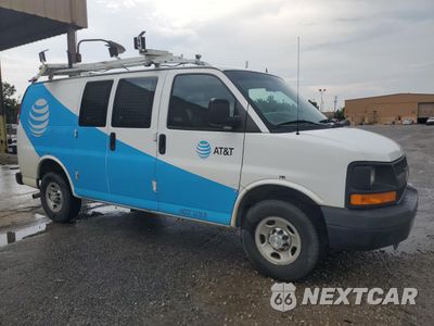 Czwarte zdjęcie samochodu z boku: 2015 CHEVROLET EXPRESS G2500 VIN:1GCWGFCF3F1232104 - miniatura