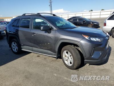 Czwarte zdjęcie samochodu z boku: 2021 TOYOTA RAV4 LE VIN:4T3LWRFV6MU020743 - miniatura