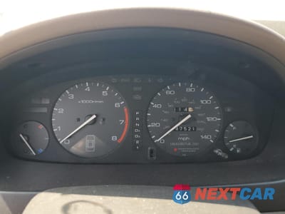 Zdjęcie 9 z 12 samochodu: 1995 HONDA ACCORD EX VIN:1HGCE6661SA001525 - miniatura
