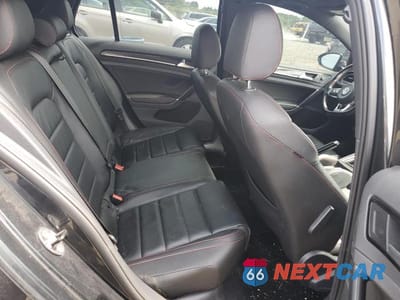 Zdjęcie 10 z 13 samochodu: 2016 VOLKSWAGEN GTI S/SE VIN:3VW547AU4GM010524 - miniatura