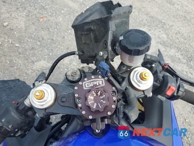 Zdjęcie 7 z 10 samochodu: 2009 YAMAHA YZFR6 VIN:JYARJ16E19A013677 - miniatura