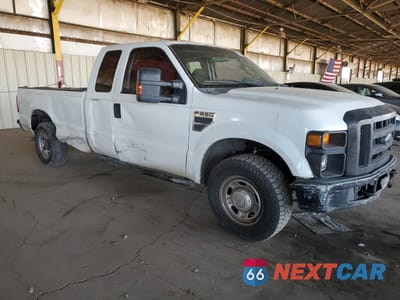 Czwarte zdjęcie samochodu z boku: 2010 FORD F250 SUPER DUTY VIN:1FTSX2A51AEB16371 - miniatura