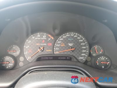 Zdjęcie 9 z 14 samochodu: 2003 CHEVROLET CORVETTE Z06 VIN:1G1YY12S135100852 - miniatura
