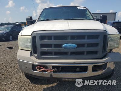 Piąte zdjęcie samochodu w środku: 2005 FORD F250 SUPER DUTY VIN:1FTSX21P45EA01559 - miniatura
