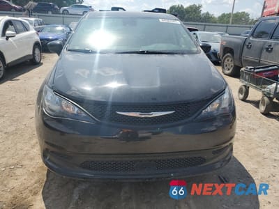 Piąte zdjęcie samochodu w środku: 2023 CHRYSLER VOYAGER LX VIN:2C4RC1CG6PR597216 - miniatura