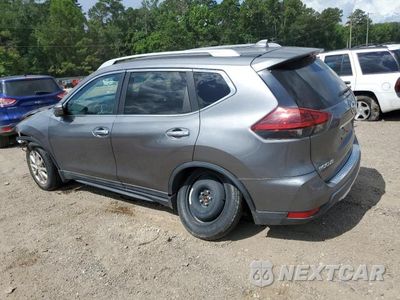 Drugie zdjęcie samochodu z przodu: 2019 NISSAN ROGUE S VIN:5N1AT2MV2KC831901 - miniatura