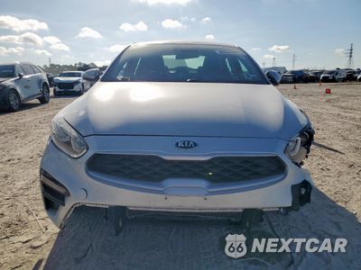 Piąte zdjęcie samochodu w środku: 2021 KIA FORTE FE VIN:3KPF24ADXME318119 - miniatura