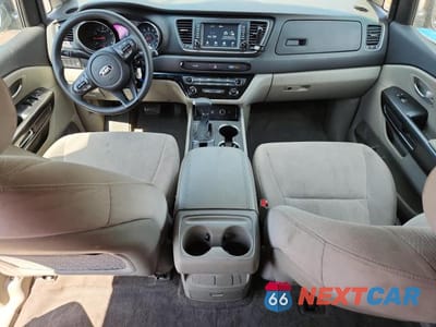 Zdjęcie 8 z 13 samochodu: 2019 KIA SEDONA LX VIN:KNDMB5C1XK6560170 - miniatura