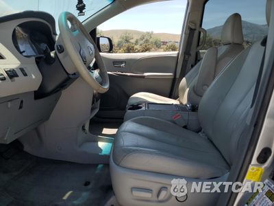 Zdjęcie 7 z 15 samochodu: 2013 TOYOTA SIENNA XLE VIN:5TDDK3DCXDS049274 - miniatura