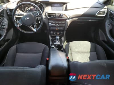 Zdjęcie 8 z 16 samochodu: 2017 INFINITI QX30 BASE VIN:SJKCH5CP6HA039576 - miniatura