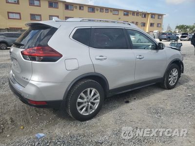 Trzecie zdjęcie samochodu z tyłu: 2020 NISSAN ROGUE S VIN:JN8AT2MV6LW116242 - miniatura