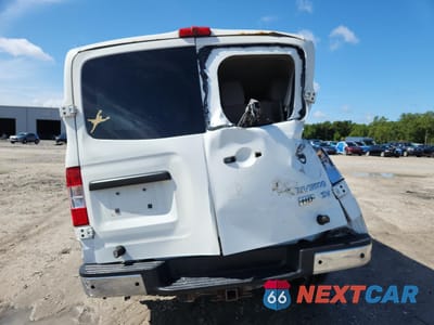 Zdjęcie 6 z 14 samochodu: 2012 NISSAN NV 3500 S VIN:5BZAF0AA1CN200564 - miniatura