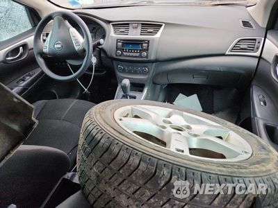 Zdjęcie 8 z 12 samochodu: 2017 NISSAN SENTRA S VIN:3N1AB7AP9HY219014 - miniatura
