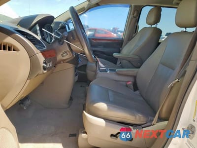 Zdjęcie 7 z 13 samochodu: 2012 CHRYSLER TOWN & COUNTRY TOURING L VIN:2C4RC1CG5CR327551 - miniatura