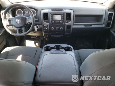 Zdjęcie 8 z 12 samochodu: 2017 RAM 1500 ST VIN:1C6RR6FG8HS536156 - miniatura