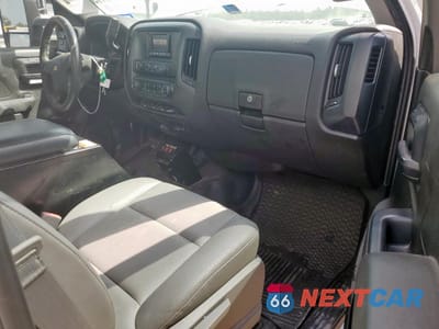 Zdjęcie 11 z 13 samochodu: 2015 CHEVROLET SILVERADO C3500 VIN:1GB3CYCG7FZ544712 - miniatura