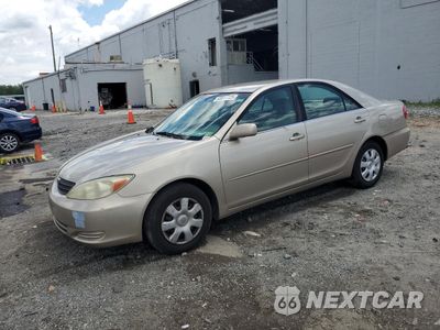 2004 TOYOTA CAMRY LE 4T1BE32K94U821182 - główne zdjęcie licytacji z USA - miniatura