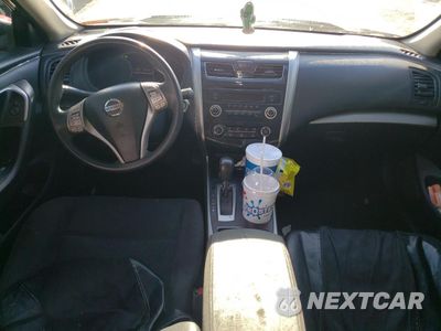 Zdjęcie 8 z 13 samochodu: 2015 NISSAN ALTIMA 2.5 VIN:1N4AL3AP0FC231020 - miniatura