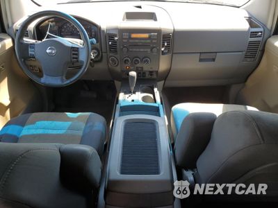 Zdjęcie 8 z 14 samochodu: 2004 NISSAN TITAN XE VIN:1N6AA07B04N518284 - miniatura