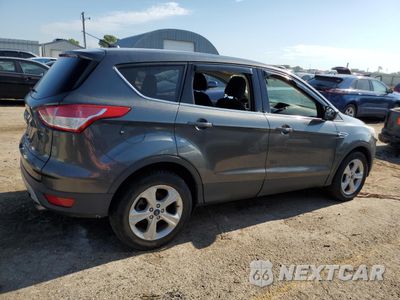 Trzecie zdjęcie samochodu z tyłu: 2016 FORD ESCAPE SE VIN:1FMCU0G7XGUC88225 - miniatura