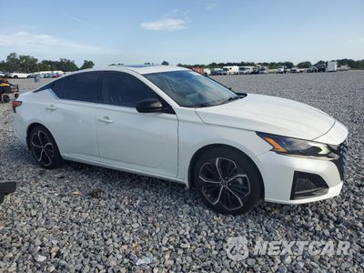 Czwarte zdjęcie samochodu z boku: 2023 NISSAN ALTIMA SR VIN:1N4BL4CVXPN368560 - miniatura