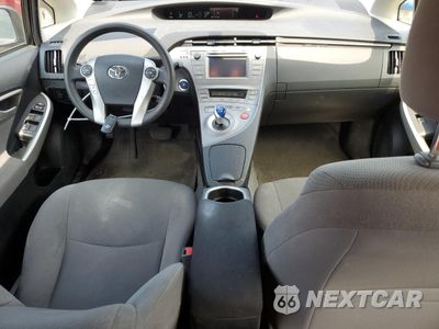 Zdjęcie 8 z 13 samochodu: 2015 TOYOTA PRIUS VIN:JTDKN3DU2F1896099 - miniatura