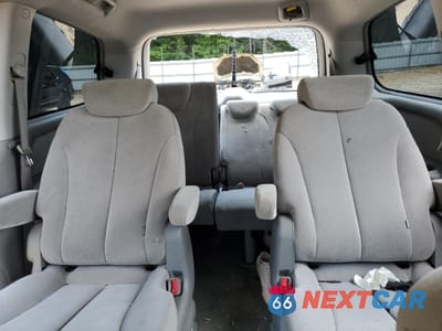 Zdjęcie 10 z 14 samochodu: 2006 KIA SEDONA EX VIN:KNDMB233066065949 - miniatura
