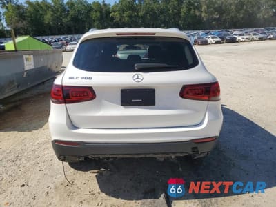 Zdjęcie 6 z 13 samochodu: 2020 MERCEDES-BENZ GLC 300 VIN:W1N0G8DB0LF863915 - miniatura
