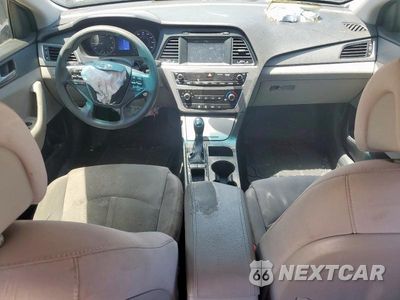 Zdjęcie 8 z 13 samochodu: 2016 HYUNDAI SONATA SE VIN:5NPE24AF1GH318684 - miniatura
