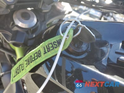 Zdjęcie 8 z 10 samochodu: 2018 KAWASAKI ER650 H VIN:JKAEREH18JDA24818 - miniatura