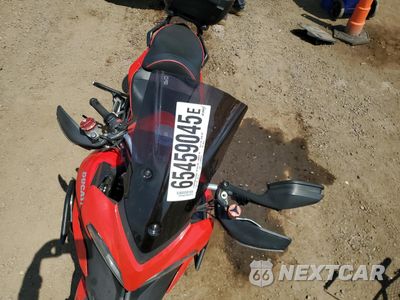 Piąte zdjęcie samochodu w środku: 2010 DUCATI MULTISTRADA 1200 / 1200S VIN:ZDM12BLW3AB001518 - miniatura