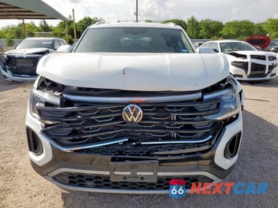 Piąte zdjęcie samochodu w środku: 2024 VOLKSWAGEN ATLAS CROSS SPORT SE VIN:1V2DE2CA9RC264329 - miniatura