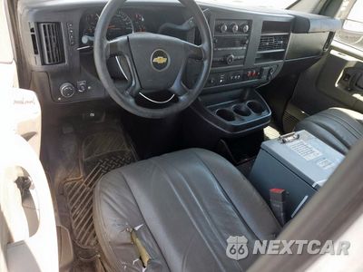 Zdjęcie 8 z 13 samochodu: 2015 CHEVROLET EXPRESS G2500 VIN:1GCWGFCFXF1251023 - miniatura