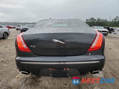 Zdjęcie 6 z 15 samochodu: 2012 JAGUAR XJ VIN:SAJWA1CB5CLV32701 - miniatura