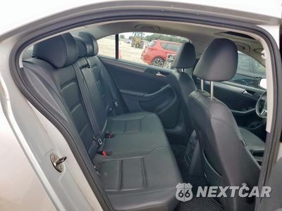 Zdjęcie 10 z 12 samochodu: 2014 VOLKSWAGEN JETTA TDI VIN:3VWLL7AJ5EM395699 - miniatura