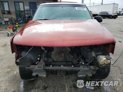 Piąte zdjęcie samochodu w środku: 2001 CHEVROLET TAHOE C1500 VIN:1GNEC13T01R152437 - miniatura