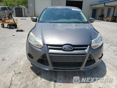 Piąte zdjęcie samochodu w środku: 2014 FORD FOCUS SE VIN:1FADP3K25EL129179 - miniatura