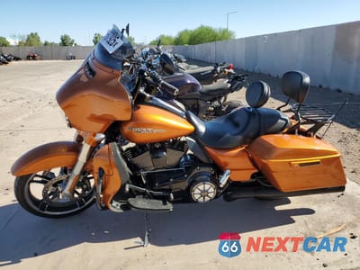 Trzecie zdjęcie samochodu z tyłu: 2014 HARLEY-DAVIDSON FLHXS STREET GLIDE SPECIAL VIN:1HD1KRM13EB711157 - miniatura