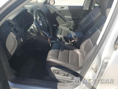 Zdjęcie 7 z 13 samochodu: 2016 VOLKSWAGEN TIGUAN S VIN:WVGBV7AX2GW520573 - miniatura