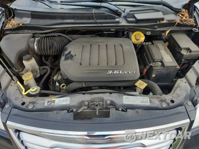 Zdjęcie 12 z 15 samochodu: 2015 CHRYSLER TOWN & COUNTRY TOURING L VIN:2C4RC1CG4FR662739 - miniatura