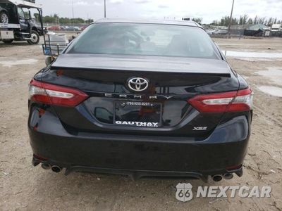 Zdjęcie 6 z 13 samochodu: 2018 TOYOTA CAMRY XSE VIN:4T1B61HK1JU054478 - miniatura