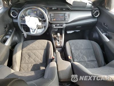 Zdjęcie 8 z 13 samochodu: 2020 NISSAN KICKS SV VIN:3N1CP5CV9LL572580 - miniatura