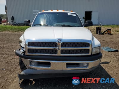 Piąte zdjęcie samochodu w środku: 1998 DODGE RAM 3500 VIN:1B7MC33D9WJ147946 - miniatura