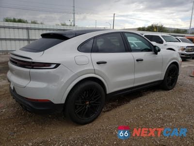 Trzecie zdjęcie samochodu z tyłu: 2024 PORSCHE CAYENNE COUPE VIN:WP1BA2AY1RDA52022 - miniatura