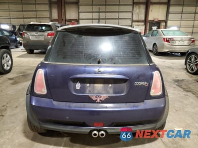 Zdjęcie 6 z 12 samochodu: 2006 MINI COOPER S VIN:WMWRE33586TJ36088 - miniatura