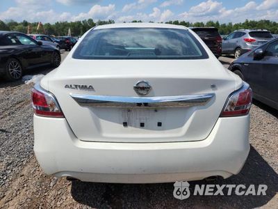 Zdjęcie 6 z 12 samochodu: 2015 NISSAN ALTIMA 2.5 VIN:1N4AL3AP3FC483201 - miniatura